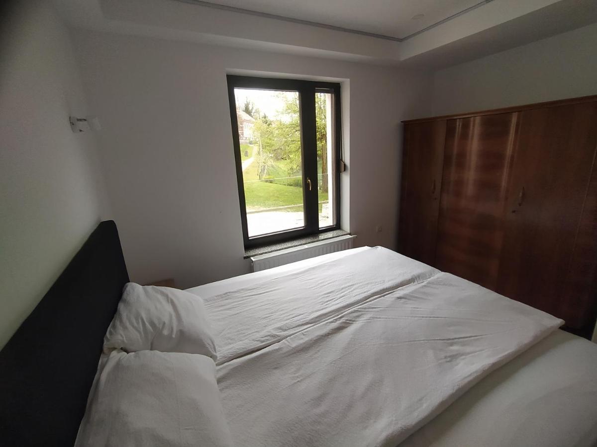 Apartmaji Maln Dolenjske Toplice Exterior foto